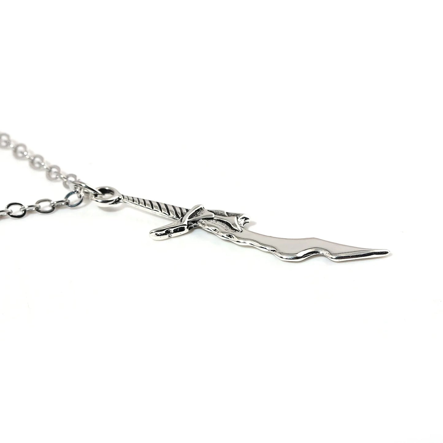 Solo Leveling Short Blade Necklace